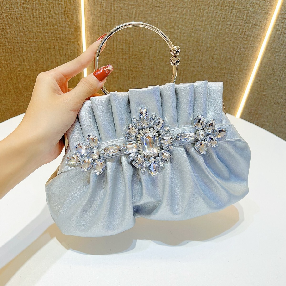 2025 Summer New women's Women's Single Shoulder Crossbody Bag Fashion and Elegant Style Diamond studded Banquet Handbag New Designer Bag New
