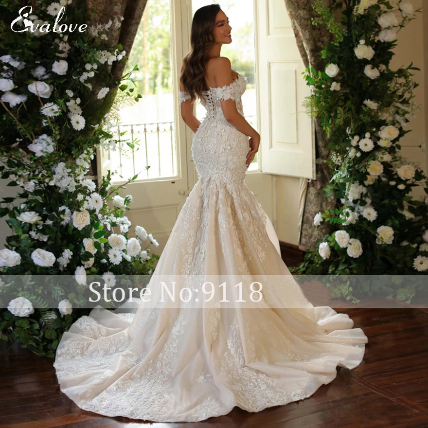 Customized Romantic Sweetheat Lace Up 3D Flowers Mermaid Wedding Dress Sexy Off-Shoulder Appliques Beading Trumpet Bridal Gown