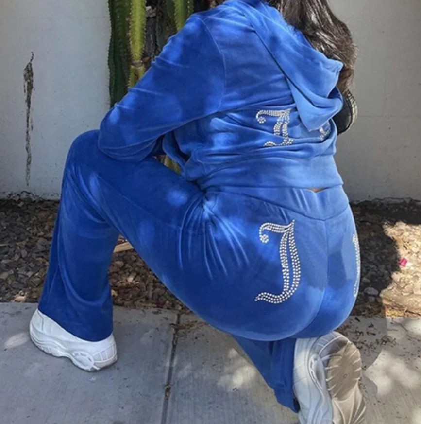 Designer Womens Velvet Tracksuits - Two-Piece Velour Jogging Set with Hoodie Sweatshirt and Pants C260312
