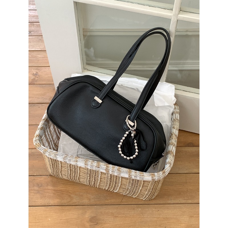 Baguette Underarm Bag Soft Leather Versatile Shoulder Bag Niche Design Textured Handbag