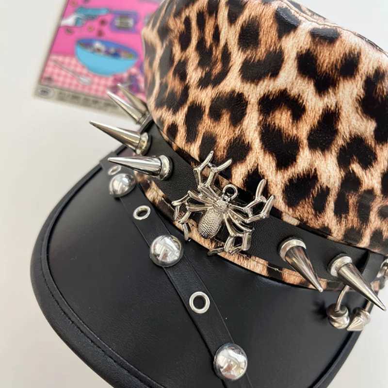 American Retro Leopard Print Rivet Buckle Octagonal Hats Women Spring Autumn Travel Photo Versatile PU Leather Newsboy Berets L250718