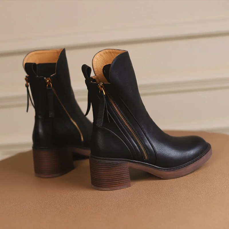 Autumn Fashion: Ladies' Short-Brown Ankle Boots Featuring Chunky Soles & Premium Leather Material