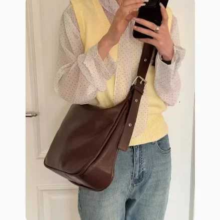 2025 New Autumn Winter Stylish Tote Bag Versatile Soft Material Handbag Y250718