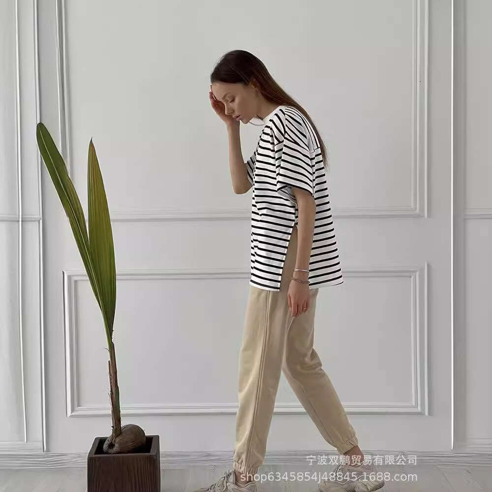 Spring Summer Casual Pure Cotton Striped T-Shirt For Women Loose Fit Versatile Split Long Sleeve Top Style B5