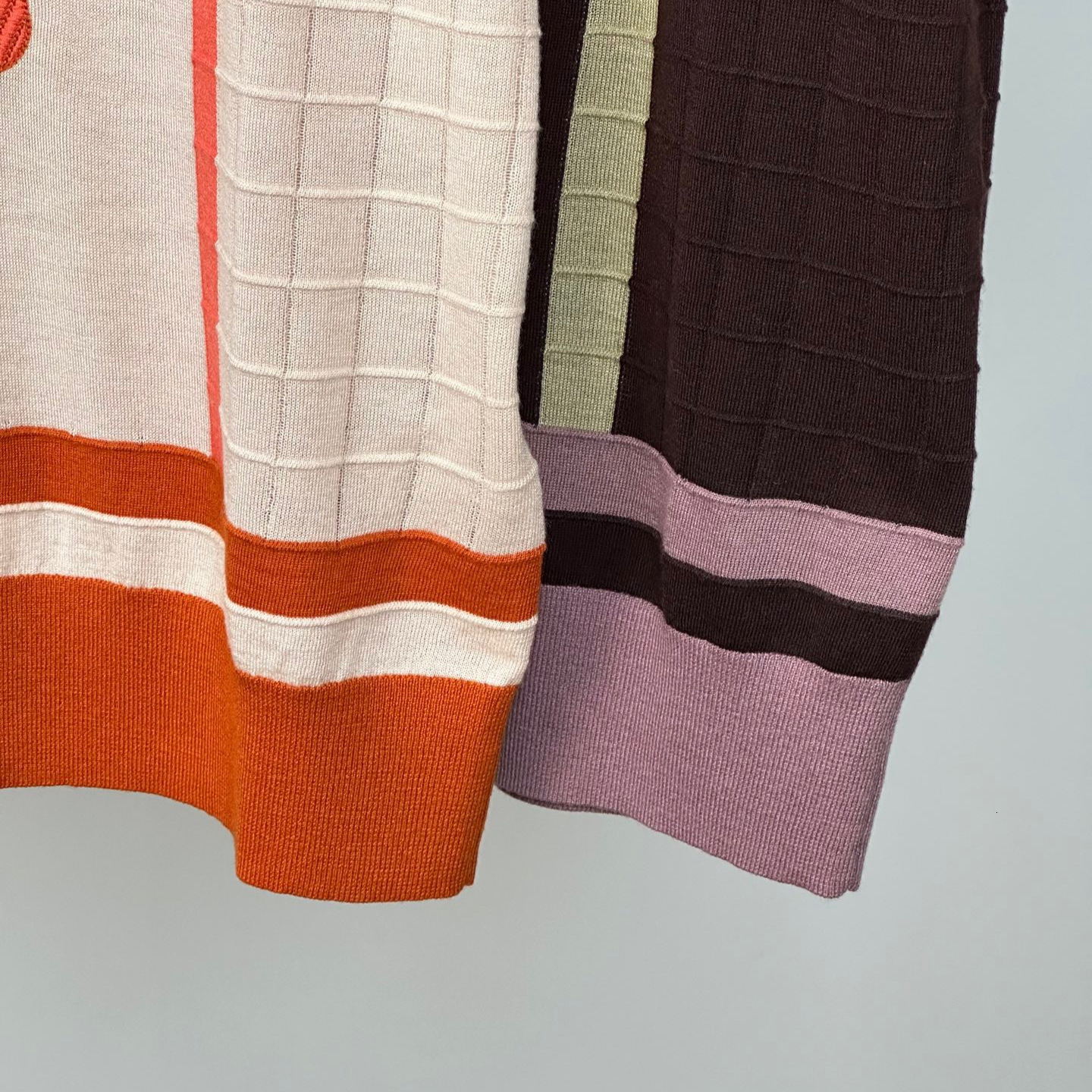 Spring summer Embroidery Womens Thin Top Loose Contrasting Color Round Neck Short Sleeved T-shirt Silk Wool Knitted Sweater 250718