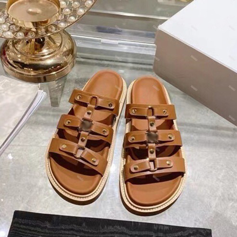 designer Woman sandals luxury slippers Triangle sandal ce rivet slide Leather mid-heel sandale slide lady