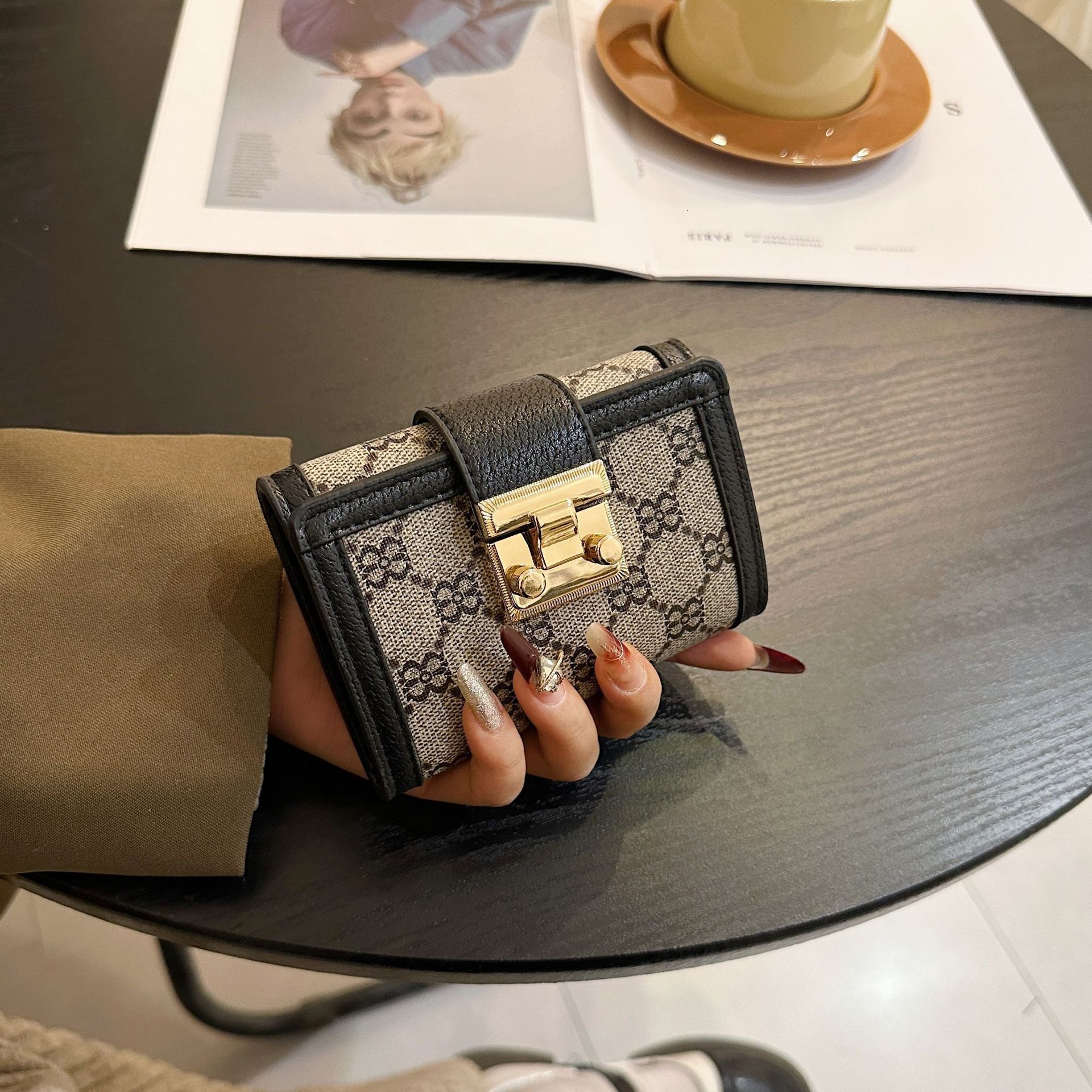 Designer Bag Cross-border Women's Long Wallet Classic Short Wallet Multi-card Slot Card Luxury Bag Holder Wholesale 70% Off Versatile Clutch