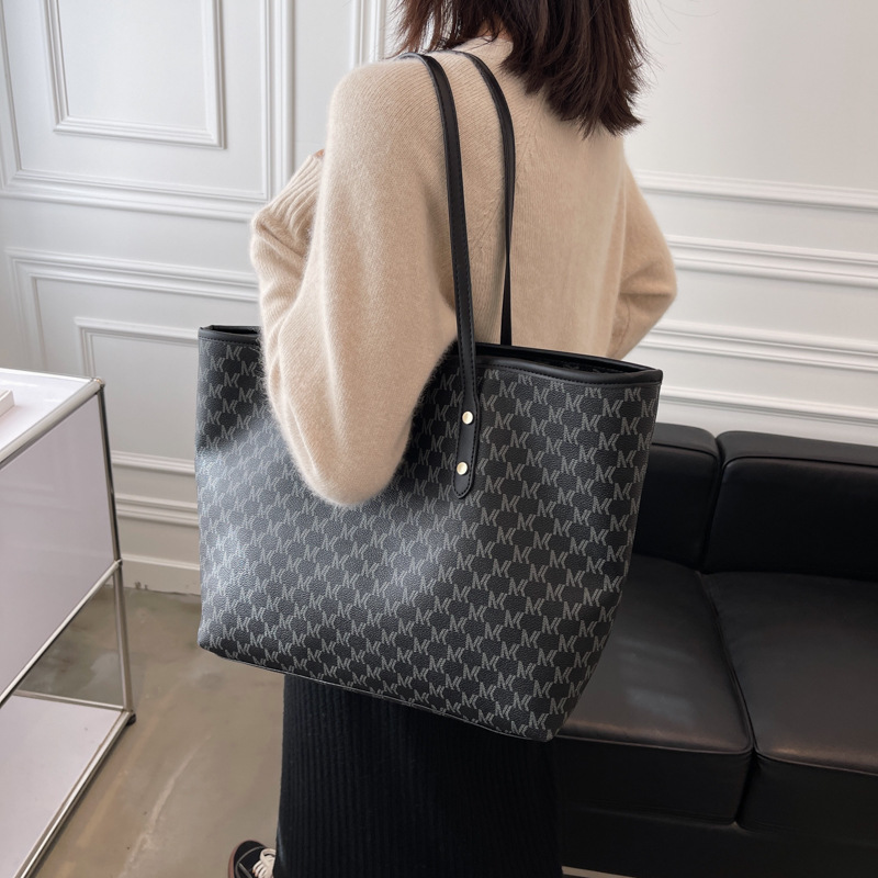 Free shipping designer bags for womens Shoulder bags khaki brown black Vintage diamond grid printed large capacity simple and versatile texture tote b