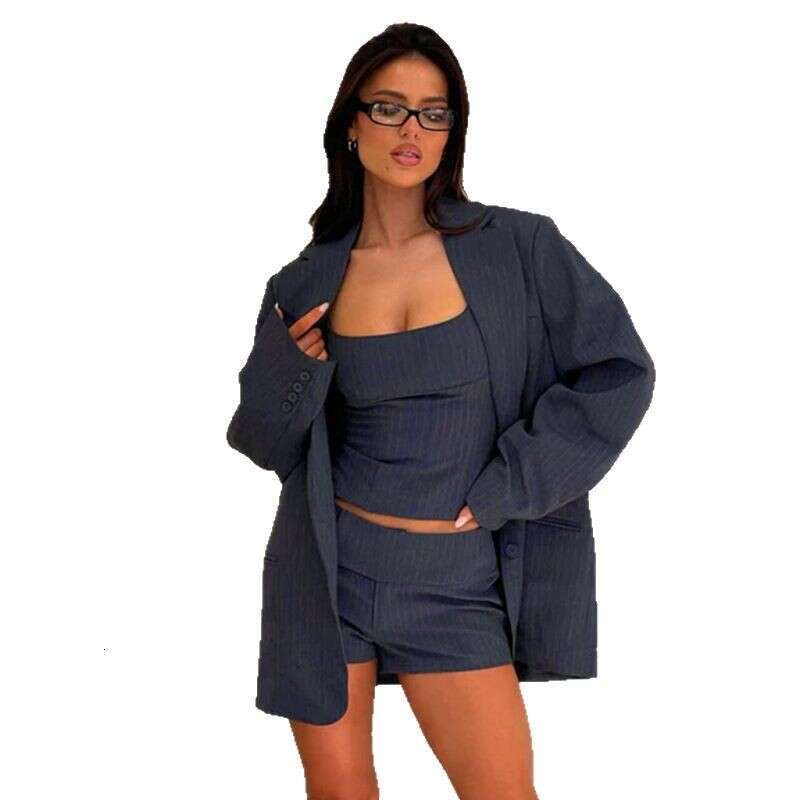 Outfit Hot Girl Fashion Commuting Personality Striped Blazer Backless Top Shorts Casual Two-Piece Set B5 g7