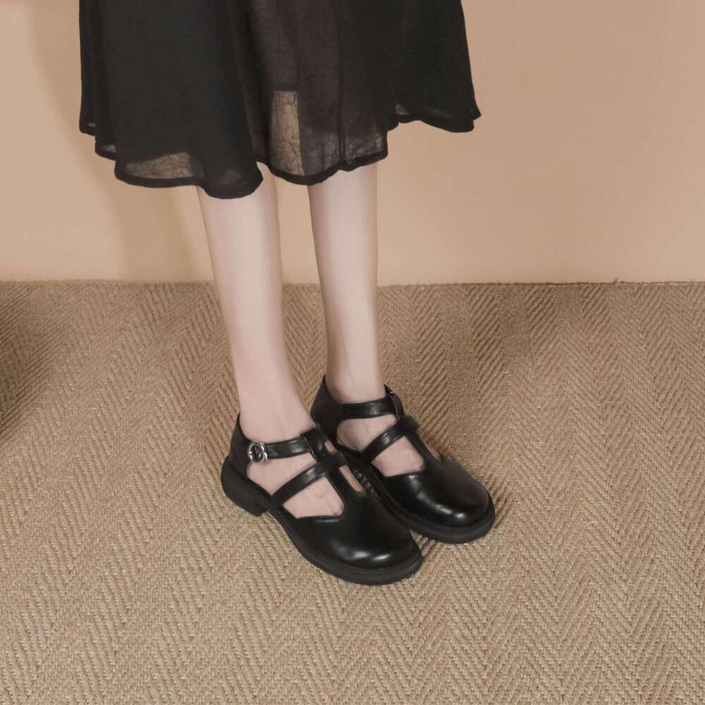 Summer 2025 French Comfortable Single Fashion Roman Style Hollow Mary Jane Shoes Women's Closed Toe Sandals