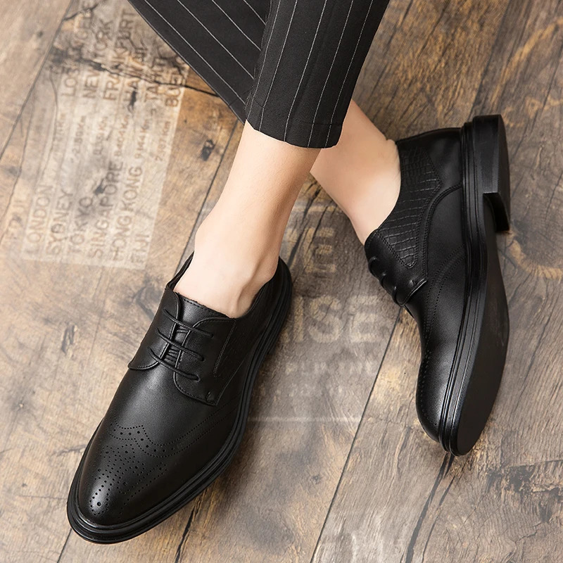 Fashion Men Oxfords High Quality Split Leather Mens Dress Shoes y Driving Brogue Lace Up Casual Shoes 250717