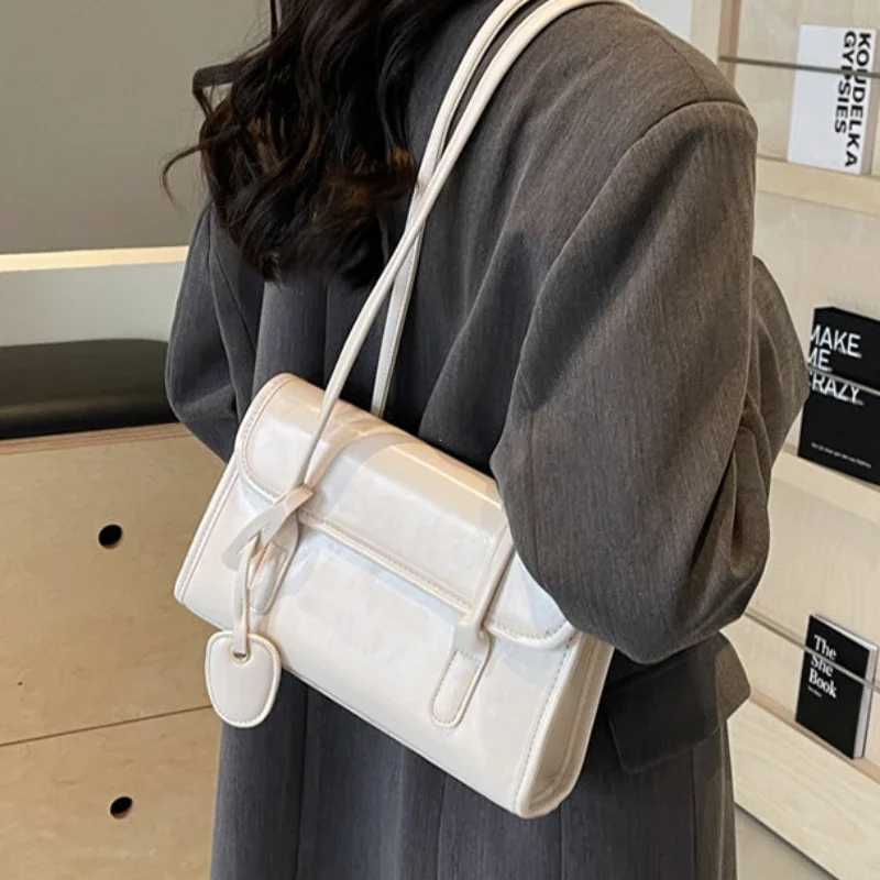 Large Capacity Underarm Bag Wen 2025 New High Sense Wen Versatile Autumn and Winter Fi Popar Portable Shoulder Bag Y250718