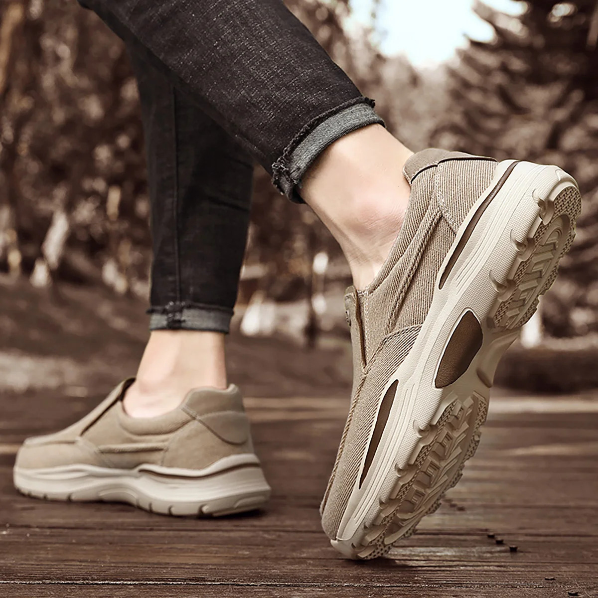 Mens Casual Shoes Canvas Breathable Loafers Men Comfortable Outdoor Walking Classic Sneakers 250717