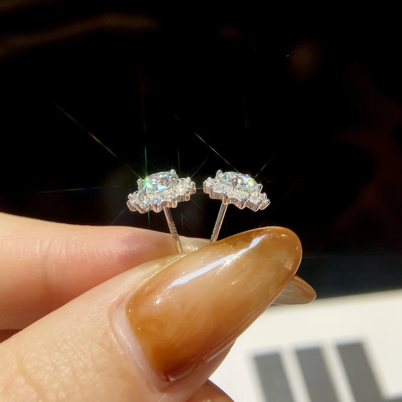 DiamondWorld Sparkling 0.5CT Diamond Halo Sun Flower Stud Earrings for Women 925 Sterling Silver Party Fine Jewelry 250712