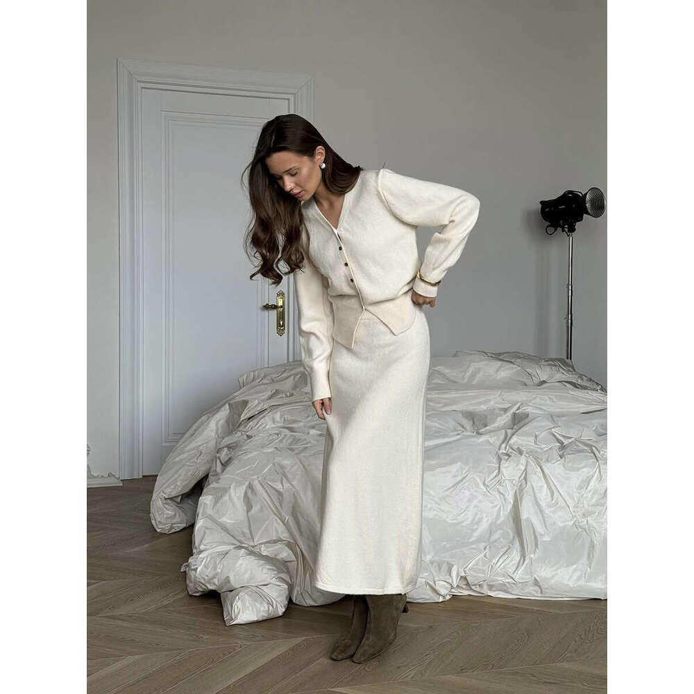 Loose Knit Set For Women Autumn Winter New Button Cardigan Sweater + Straight Skirt B5