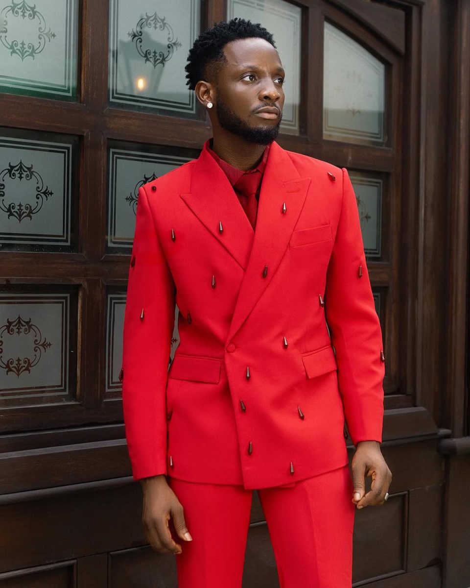 Fashion Nail Beads Blazer Men"s Suit 3 Pieces Jacket Waistcoat Pants Prom Formal Occasions Clothing Customized