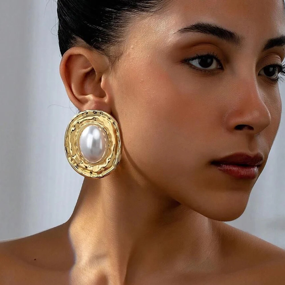 Punk White Rose Pearl Big Earrings For Women Exaggerated Large Oval Metal Stud Earrings Vintage Evening Jewelry 250717