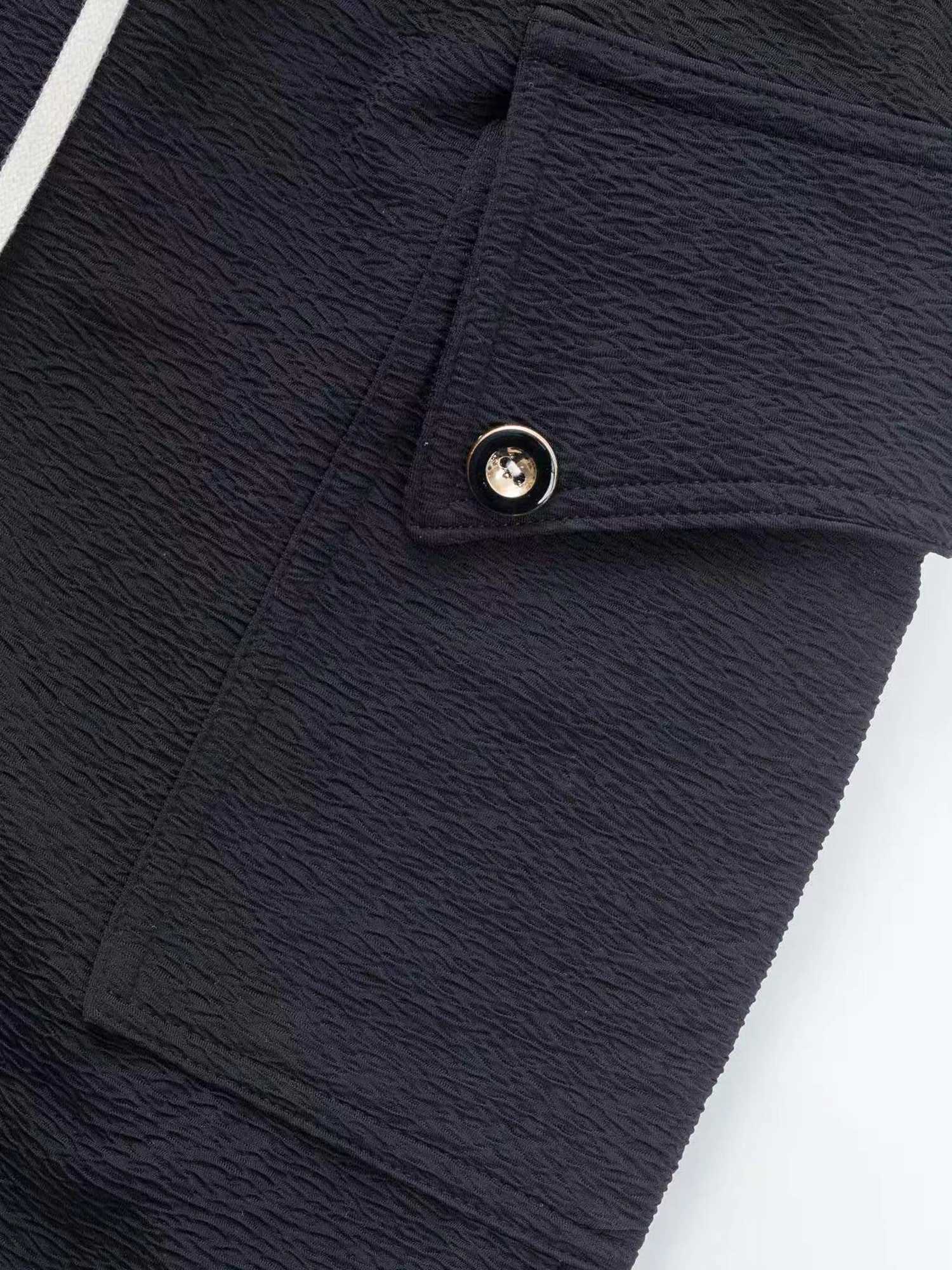 Men s Lightweight Breathable Shorts Stylish Solid Color Athletic Shorts with Multiple Pockets for Outdoor Activities and W250718