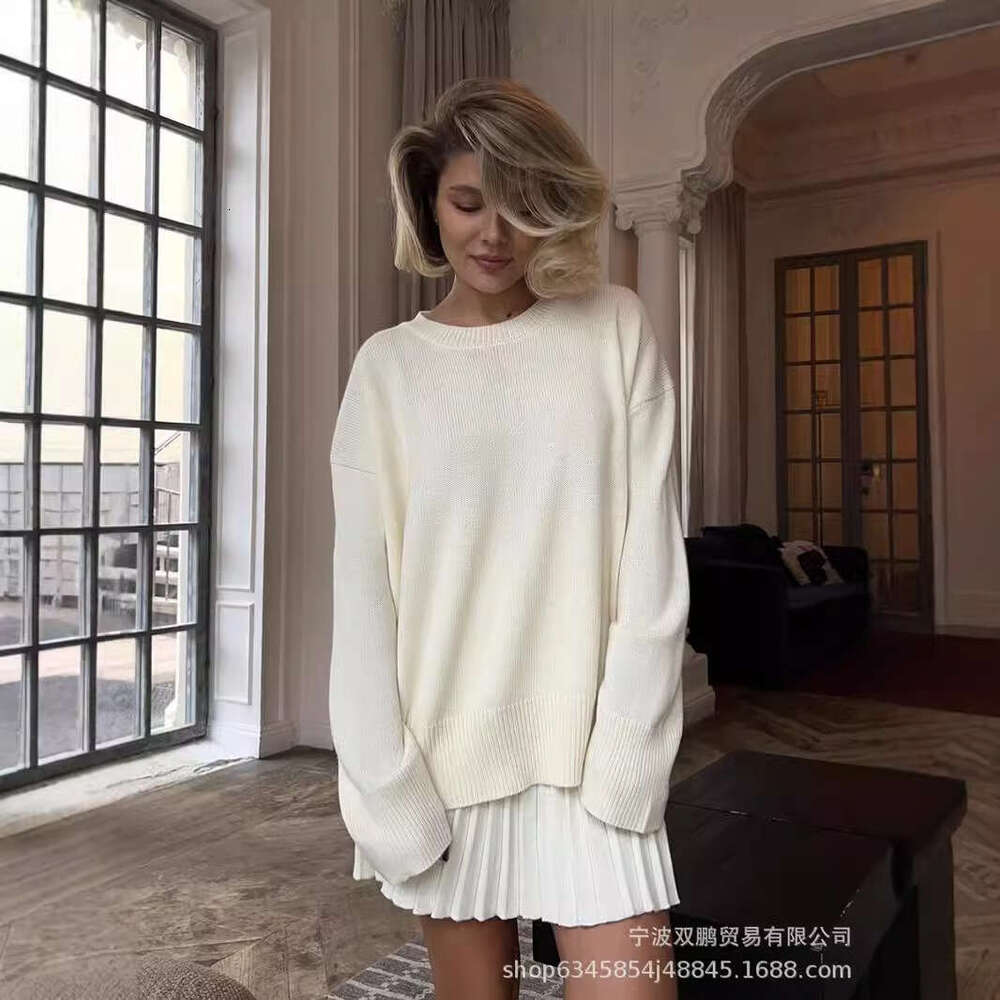 Russian Solid Color Round Neck Sweater And Pleated For Women New Style Knitted Short Skirt Set B5