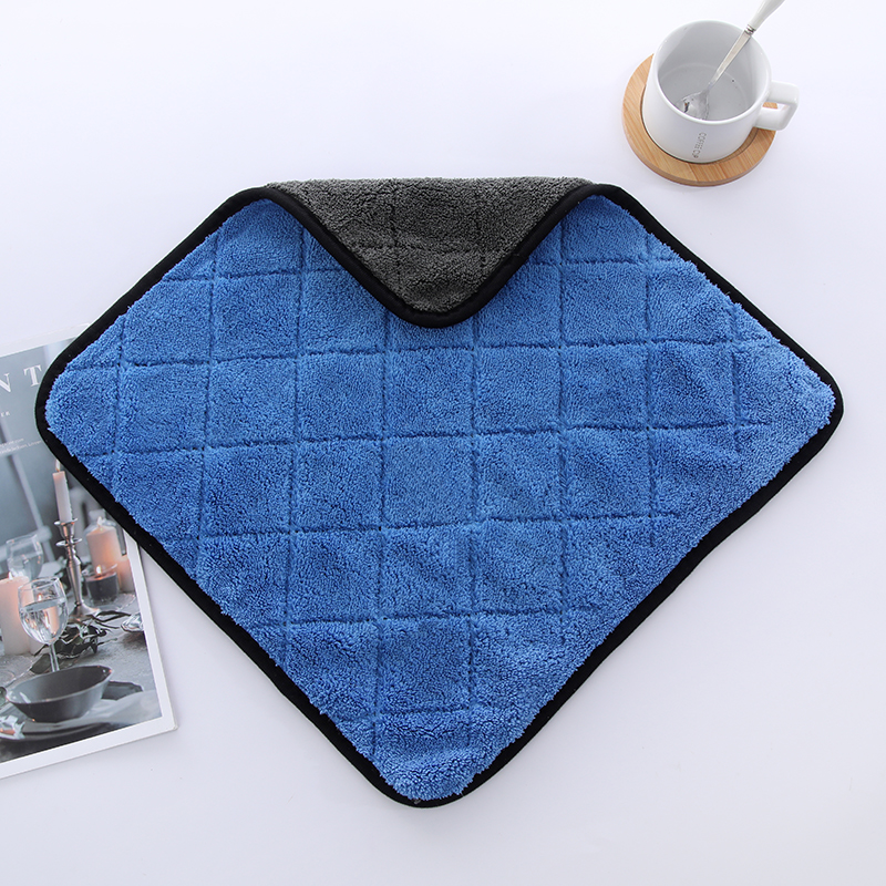 Heavy-Duty Dual Side Auto Cleaning Cloth with Fast Drying Properties