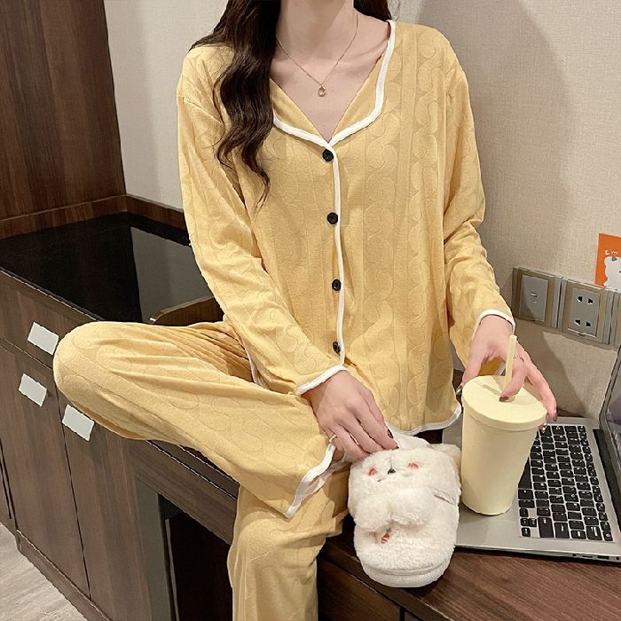 B977-Spring and autumn thin long-sleeved pajamas ladies new cute cardigan home clothes loose two-piece suit female