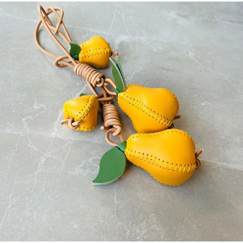 Lambskin Leather Handmade Hipster London Bus Cartoon Omnibus Croissant Original Pure Handmade Pumpkin Key Pendant Gift Customization 250717