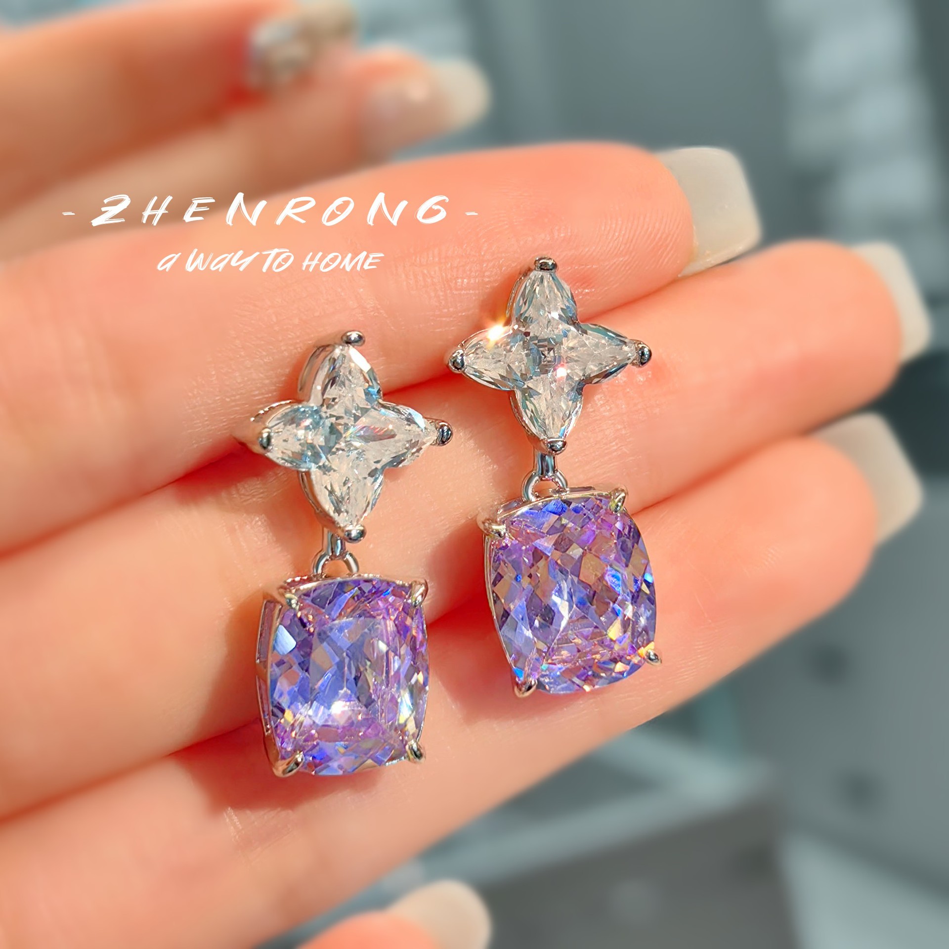 Cute Exaggerated Personality Design Big Pink Zircon Dangle Earrings for Women Clover Leaf Design Charm Geometric Designer Jewelry