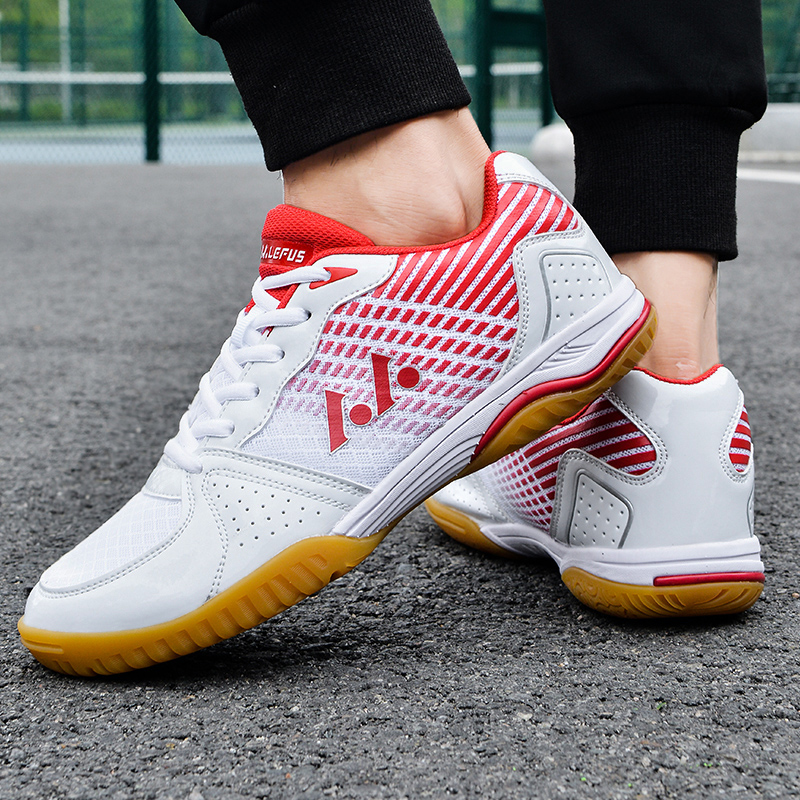 Anti-skid, wear-resistant, and shock-absorbing professional table tennis training shoes for men and women with a rubber sole