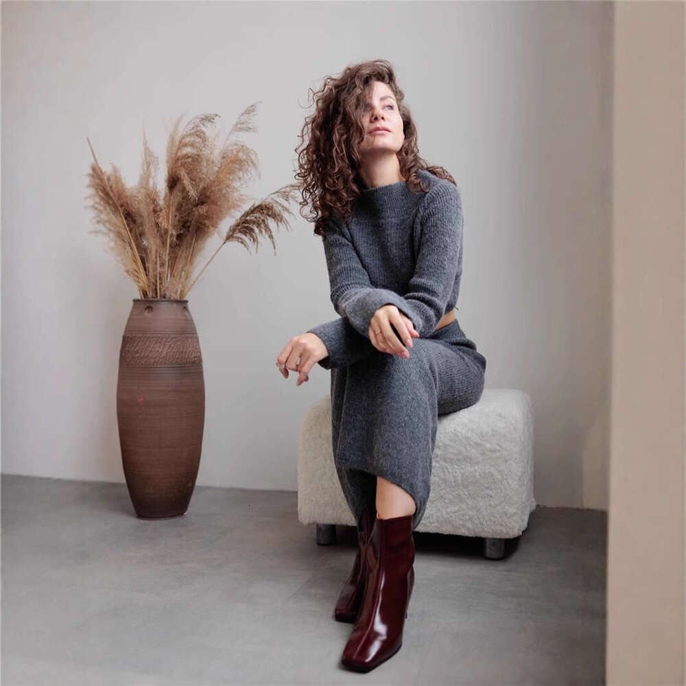 Autumn Winter New One-Step Sweater Set For Women Off-Shoulder Knitted Top + Bodycon Skirt Ins B5