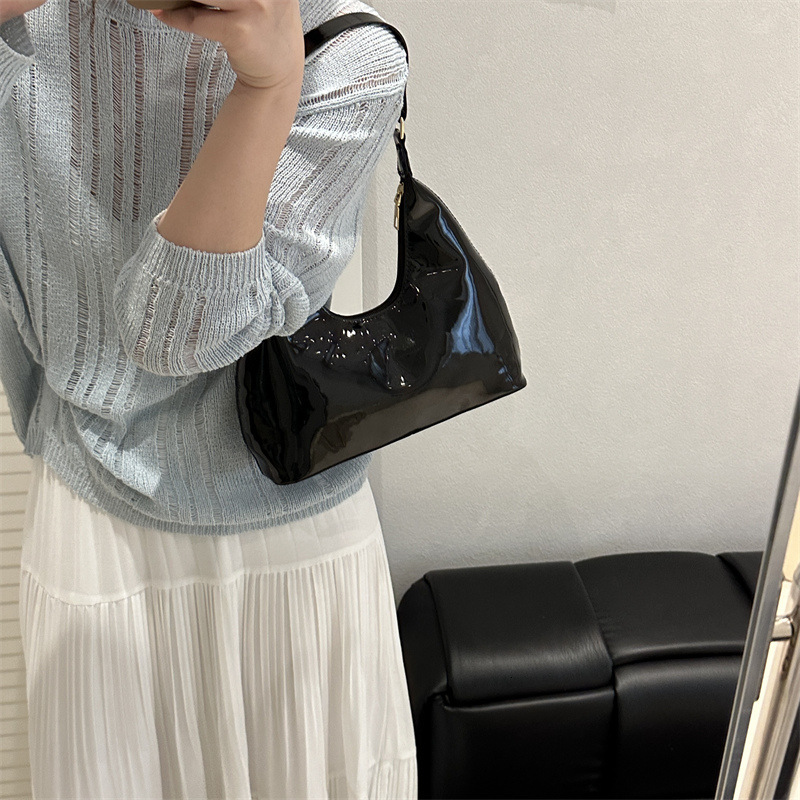 2025 Summer New Women's Shoulder women's Slant Cross Bag Fashion Shoulder Bag Women's New Fashion Underarm Shoulder Bag Handbag New Des