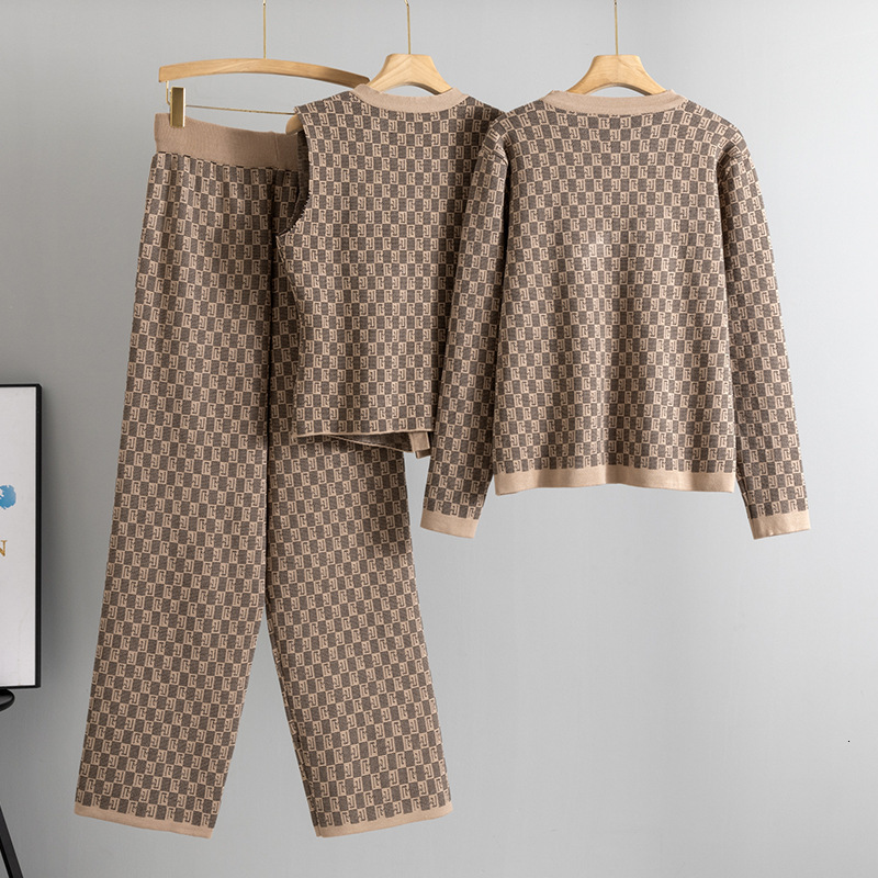 Fashionable Elegant Knitted Suit for Women Spring and Autumn Vest Sweater Cardigan Pants Three-Piece Set Trendy 250718