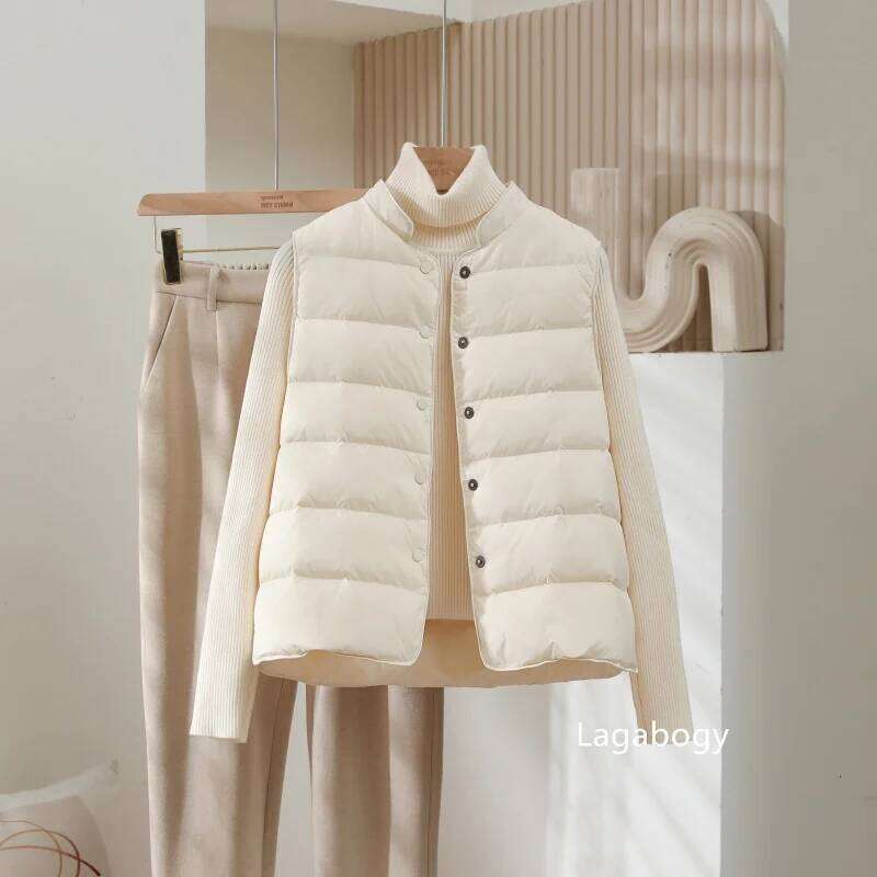 Lagabogy 2025 Female 90% White Duck Down Ultra Lightweight Warm Liner Vest New Women Sleeveless Single-Breasted Puffer Jacket MDNG