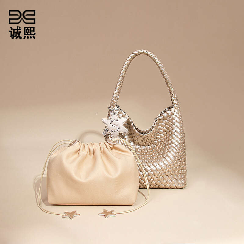 single shoulder underarm fashion handwoven womens trendy simple handheld basket mother bag