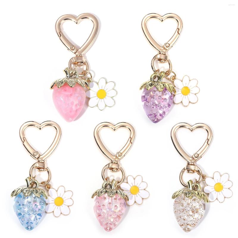 Keychains Cute Strawberry Bag Pendant Keychain Kawaii Heart Flower Daisy Key Chain For Women Girs Purse Accessories Gift