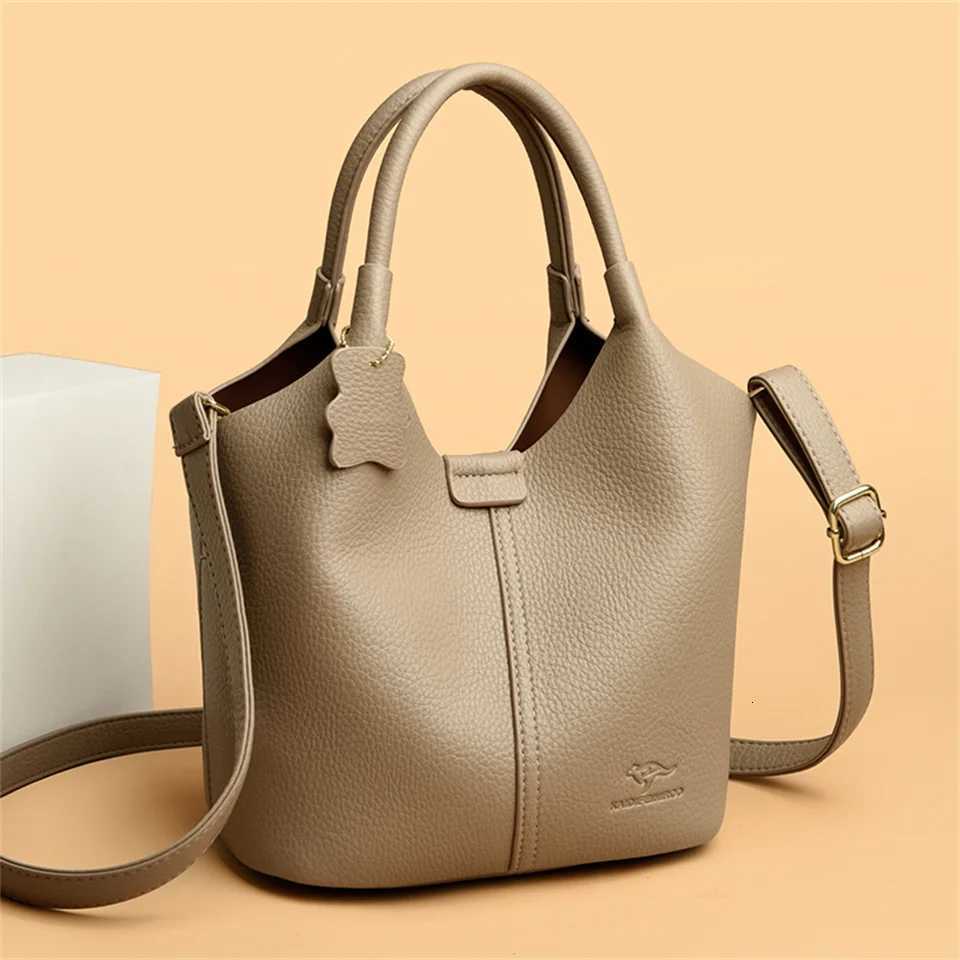 Soft Leather Handbags for Women Vintage Shoulder Bag Luxury Designer Ladies Large Capacity Bags Sac A Main Y250718