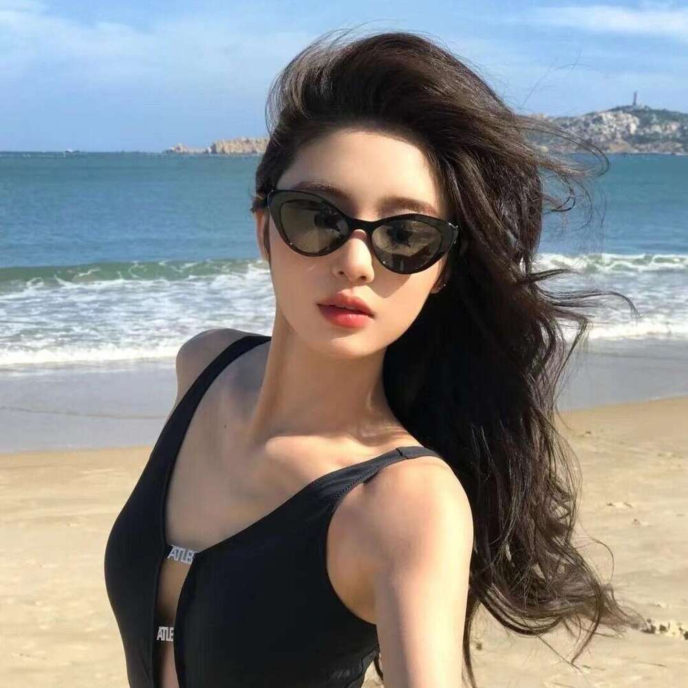 DHsunglasses 2025 New Cat-Eye Sunglasses Women - UV400 Protection Fashion Oversized Acetate Frame Sun Glasses (Model 8078)