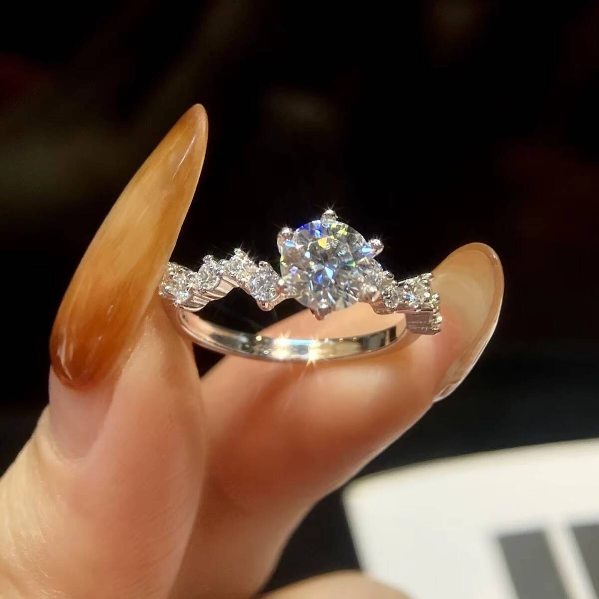 Luxury Jewelry Radiant Six-prong Star-studded Ring Moissanite Engagement Rings 925 Sterling Silver 1ct Ct for Women