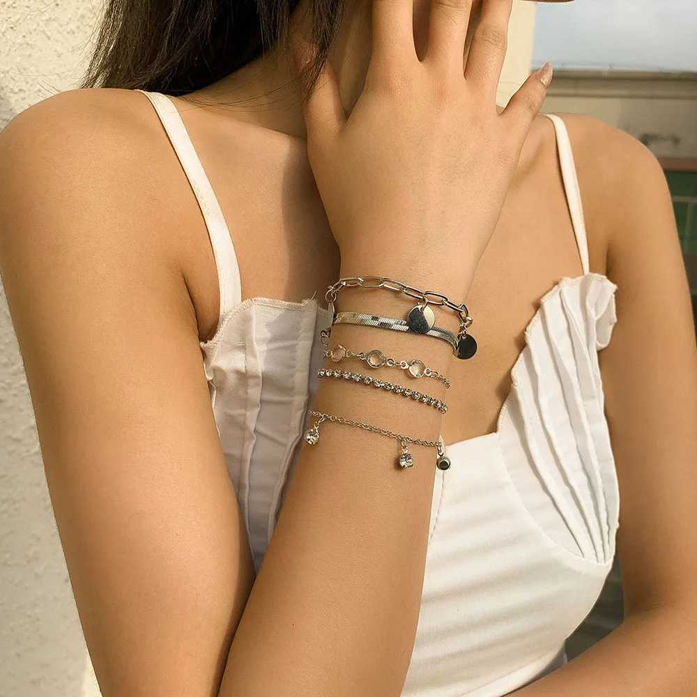 Boho Flat Snake Bone Chain Rhinestone Sequin Pendant Bracelet Set for Women Geometric Fashion Bracelets Combination Girl Jewelry X250718