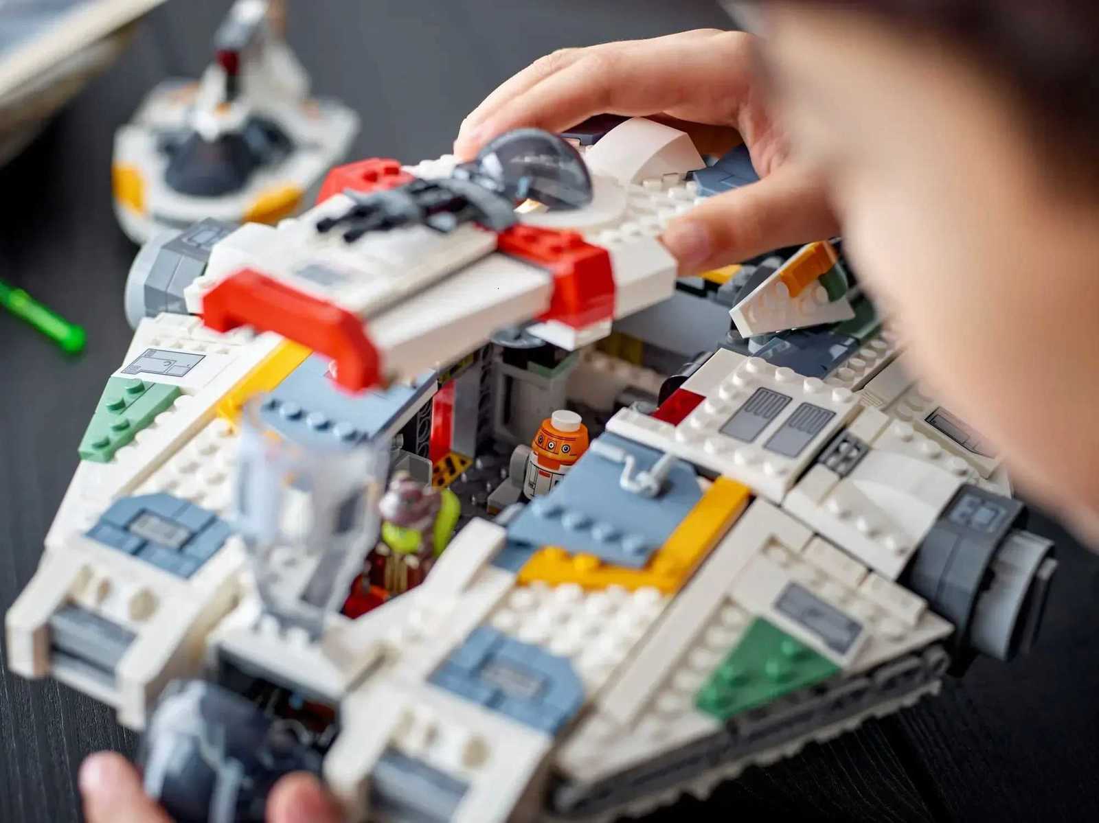NEW Spaceship 1394pcs Ghost Phantom II Building Blocks Assembling Fit 75357 Bricks Model Toys for Children Gift Z250718