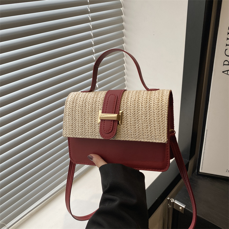 2025 Summer New Women's Single Shoulder Crossbody Bag Straw Woven Women's Bag New women's Simple Fashion Crossbody Bag Small Square Bag