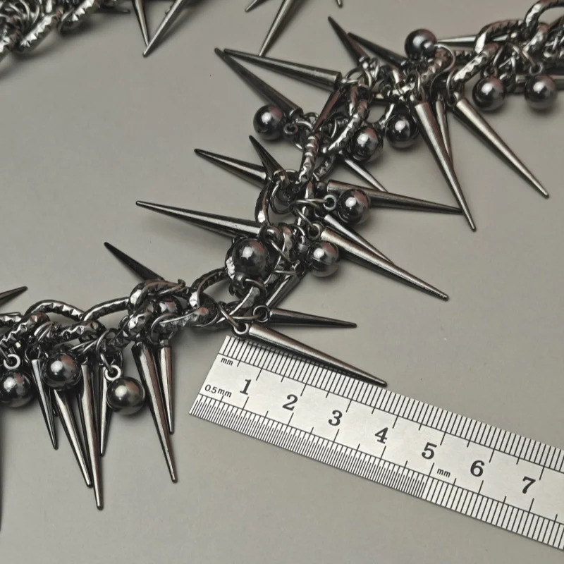 Punk Hip Hop Black Gun Plated Rivet Metal Biker Pants Chain Male Woman Fashion Rock And Roll Accessories Retro Key Chain 250715