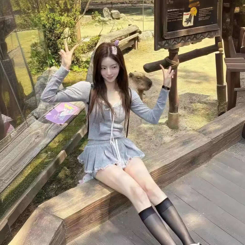 Jennie Zhao Meiyan Same Style Gray Pleated Low Waist Pants Lace Top Sexy Hot Girl Half Skirt Set For Women B5