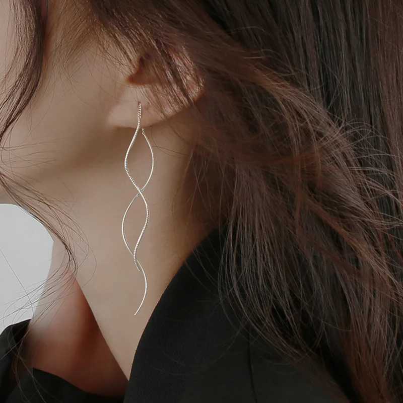 Minimalist Long Wavy Fringe Earrings New Wen Fashionable Hanging Earrings High-End Jewelry Minimalist Accessories Gifts X250718