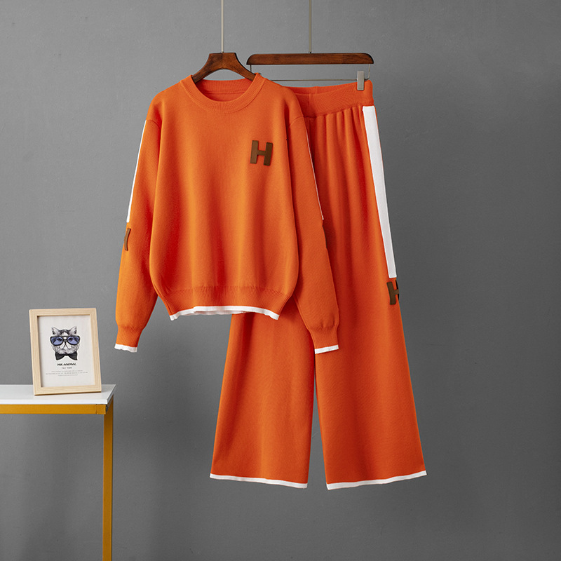 Knitted Fashion Set Round Neck Top Loose Casual Sweatpants Women Style 250718