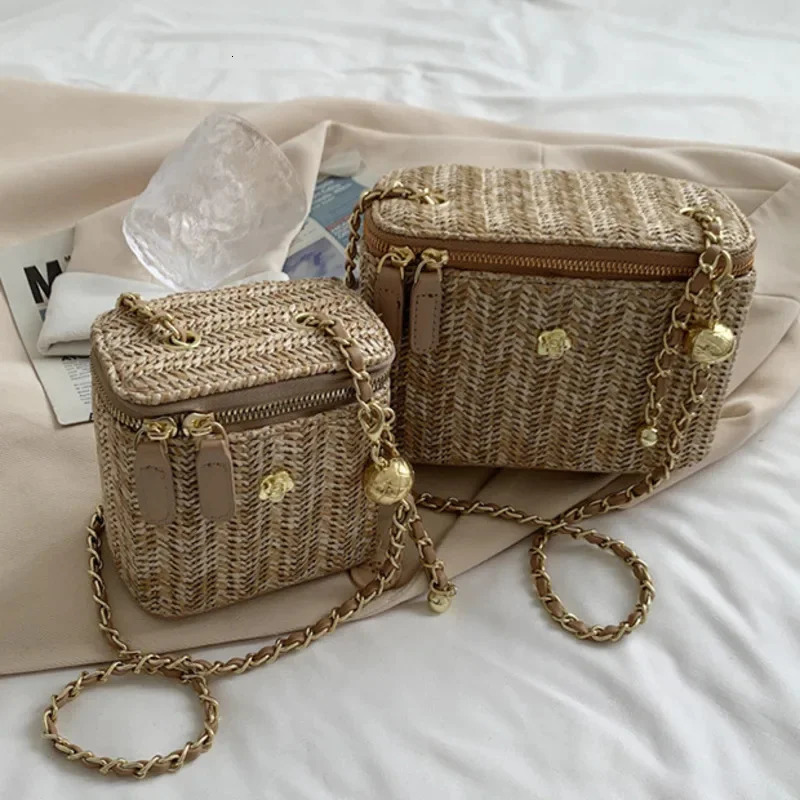 Mini Straw Bucket Crossbody Bag For Women Summer Weave Womens Handbags And Purses Fashion Chain Simple Shoulder Bags R250718