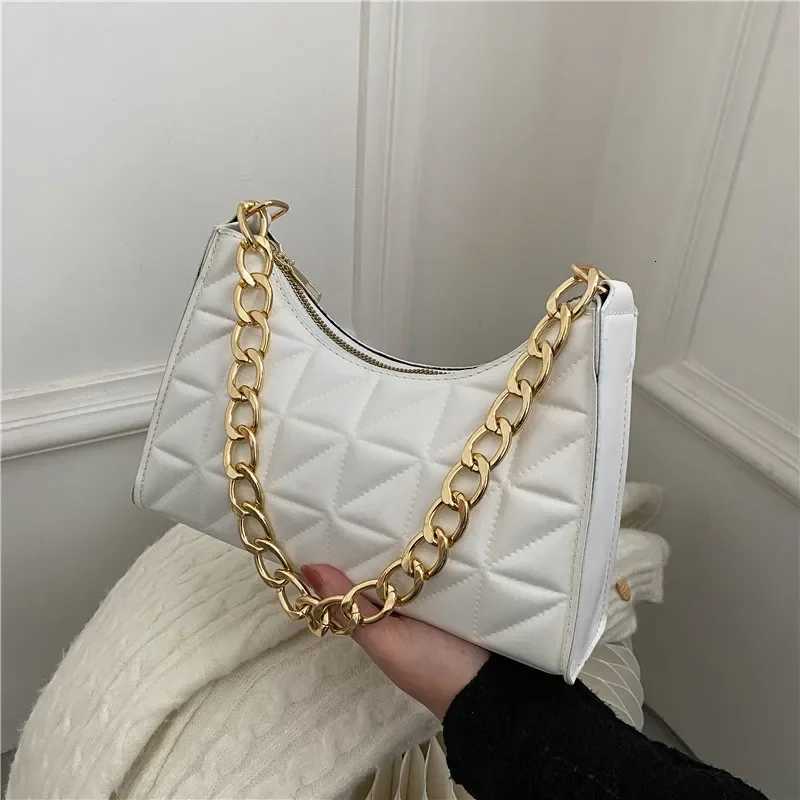 2025 New Trend Womens Advanced Diamond Bag All-match Shoulder Bag Niche Chain Handbag Female Fi Texture Shopping BagXJ25