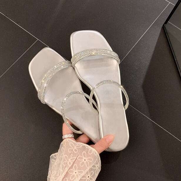 Su Yinyin Fashion Sandals Summer Outdoor Rhinestone Shiny Silver Strap Single 2024 Spring Women's Shoes