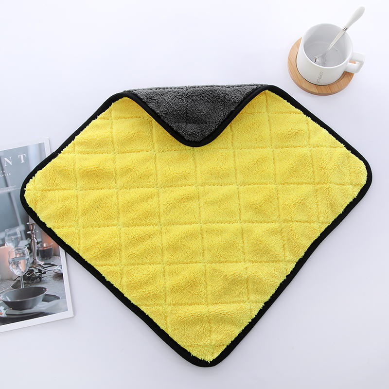 Heavy-Duty Dual Side Auto Cleaning Cloth with Fast Drying Properties