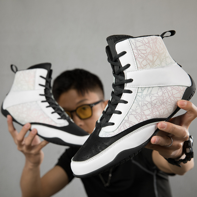 Boxing shoes men's and women's Sneakers fighting shoes Sanda professional competition fighting shoes wear resistant non slip and lightweight