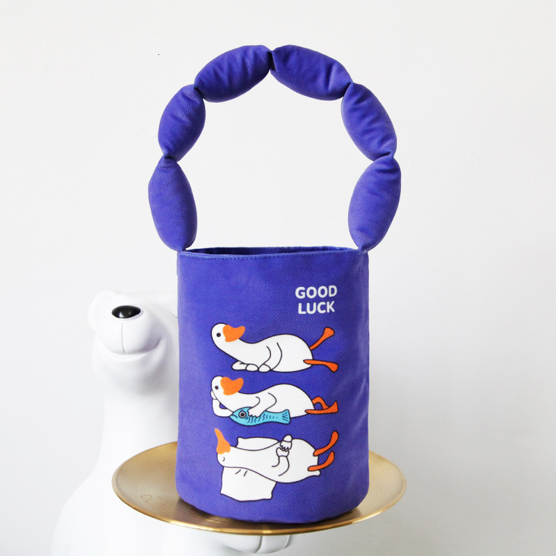 2025 New Designer Women's Bucket Sail Bag Spot Wholesale Small Print Handbag Cosmetics Mobile Phone Storage Creative Bag